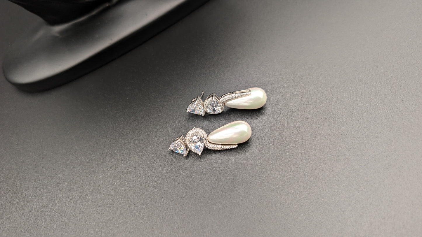 Dewdrop Earrings