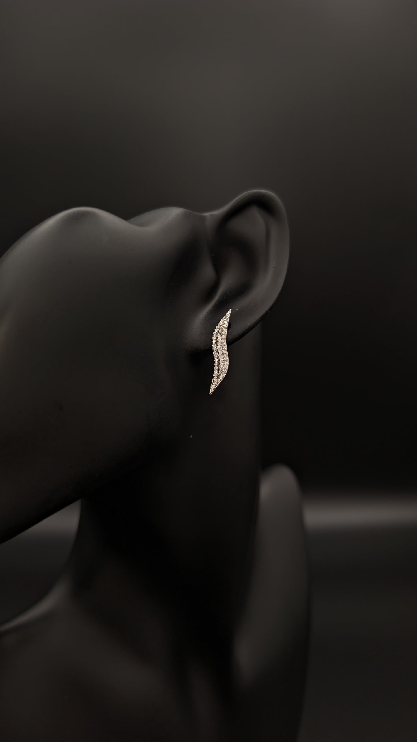 Minimalist Wave Stud Earrings