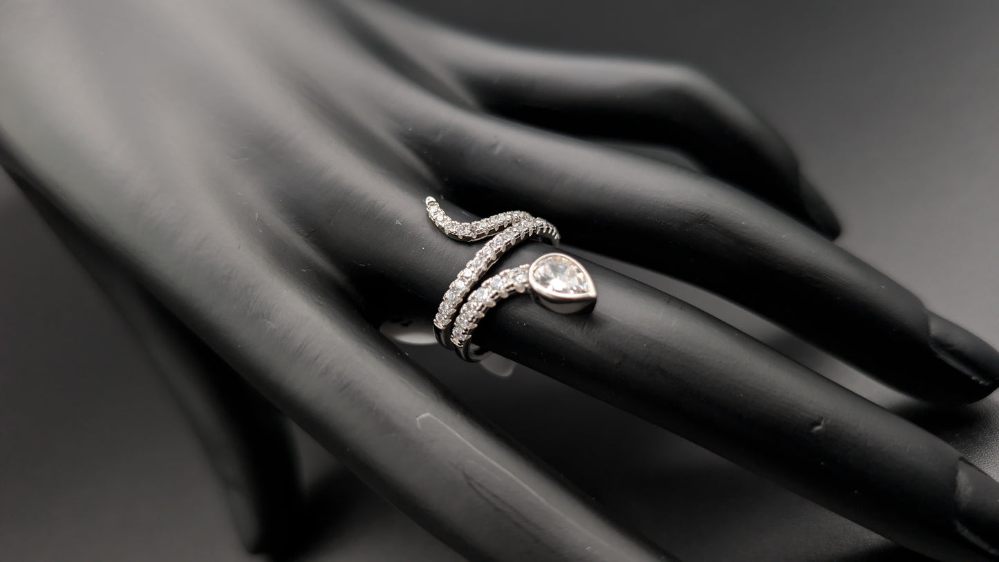 Mysterious Serpent Ring