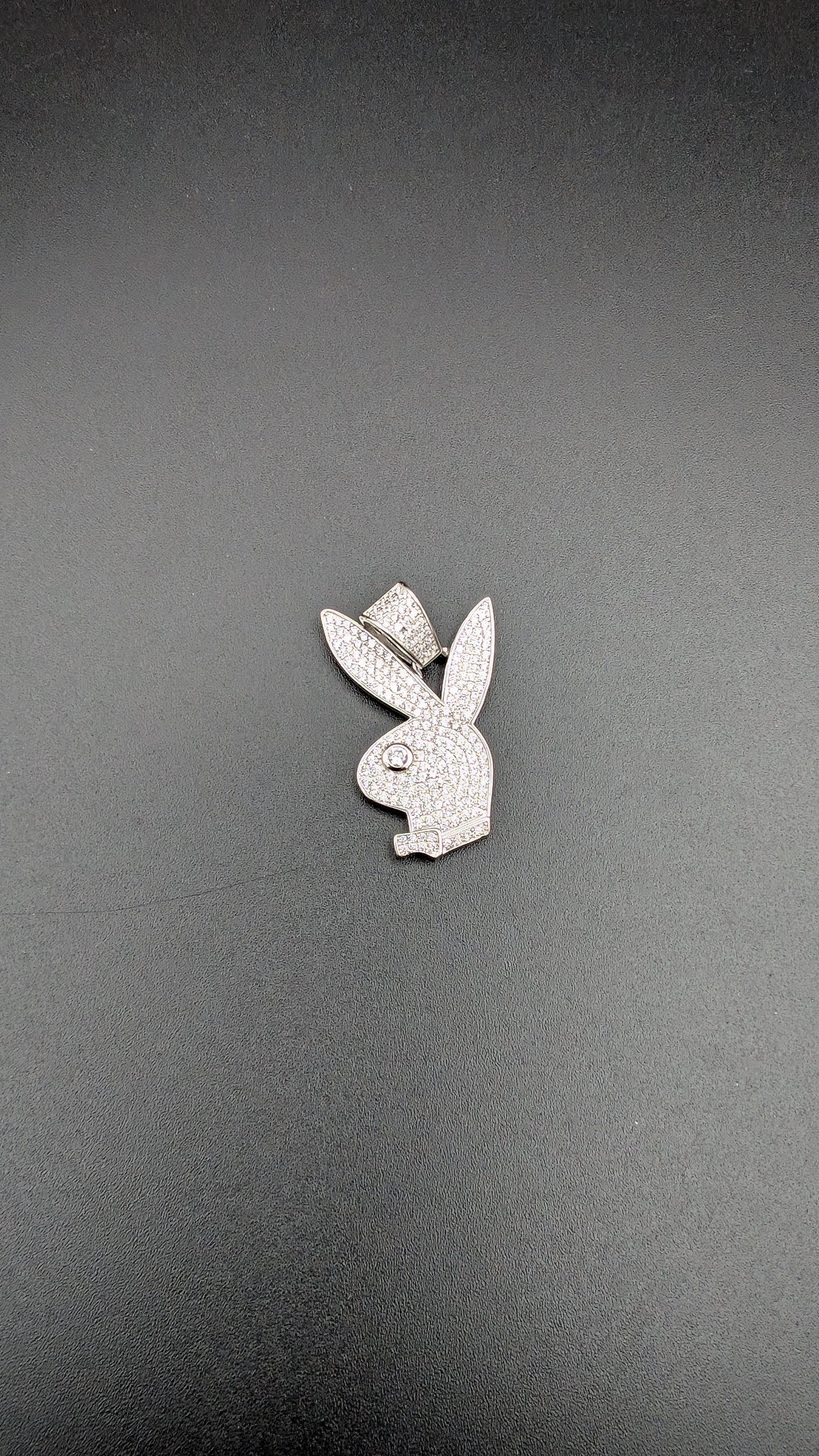 Bold Pendant