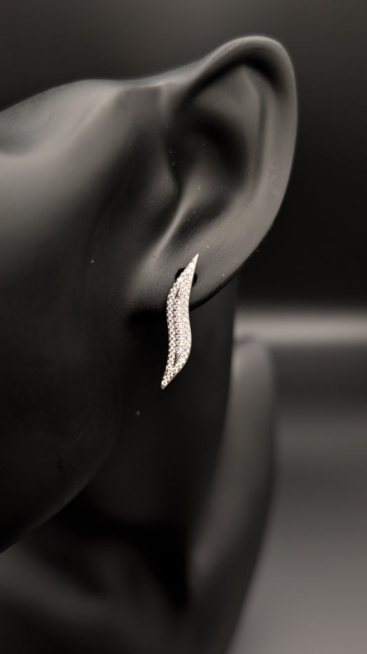 Minimalist Wave Stud Earrings